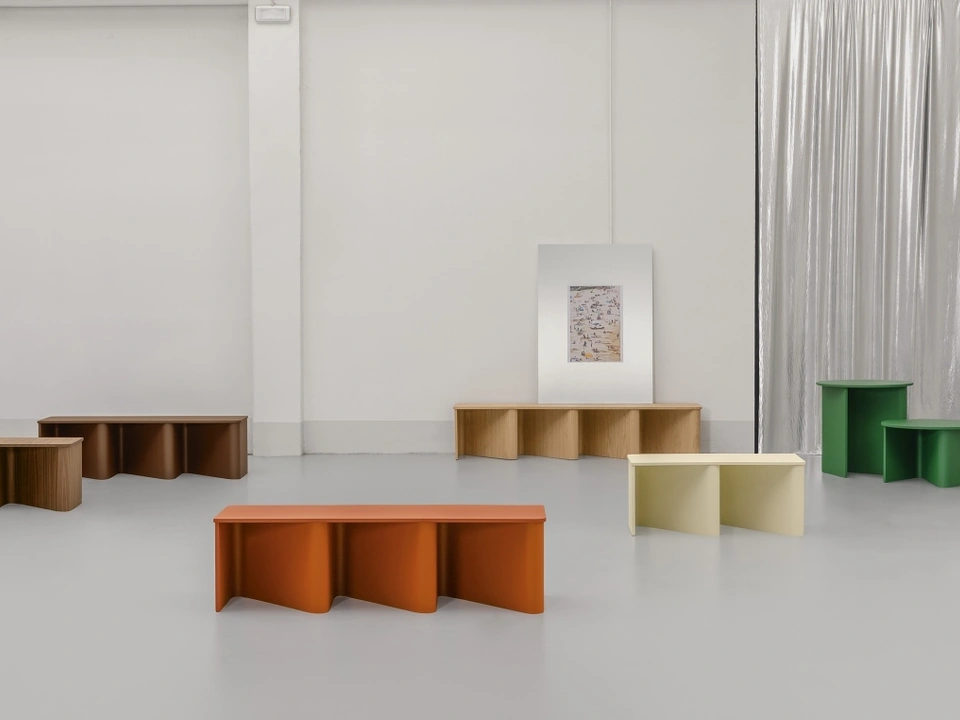 Nami Coffee Table in lacquered or wood finish by Miniforms