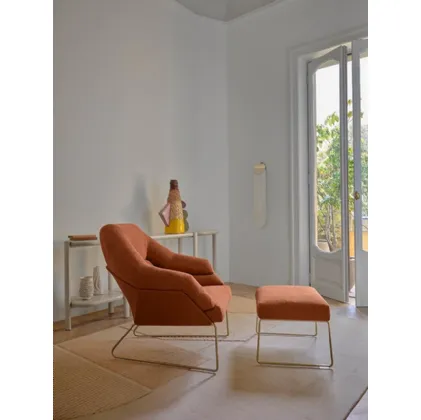 New York Line Armchair - Bergère by Saba