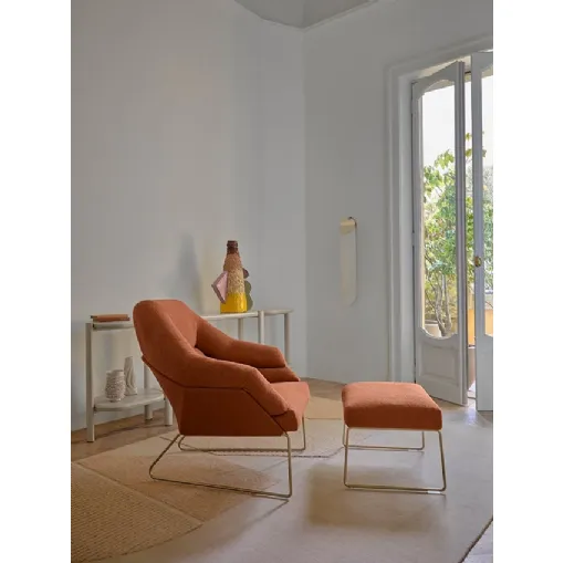 New York Line Armchair - Bergère by Saba