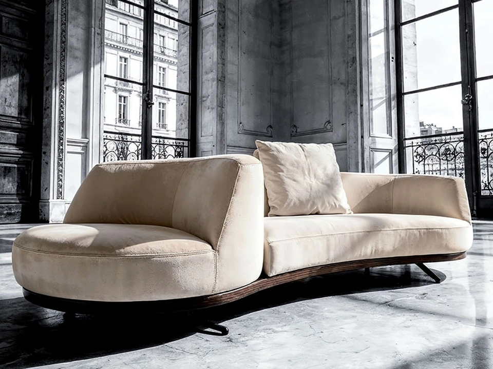 Bordone Upwood sofa with rotating terminal by Alivar