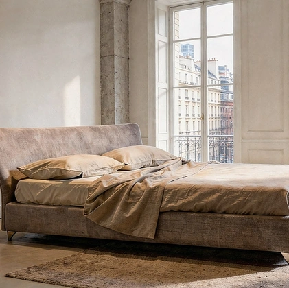 Maya Plus bed with padded fabric upholstery by Alivar