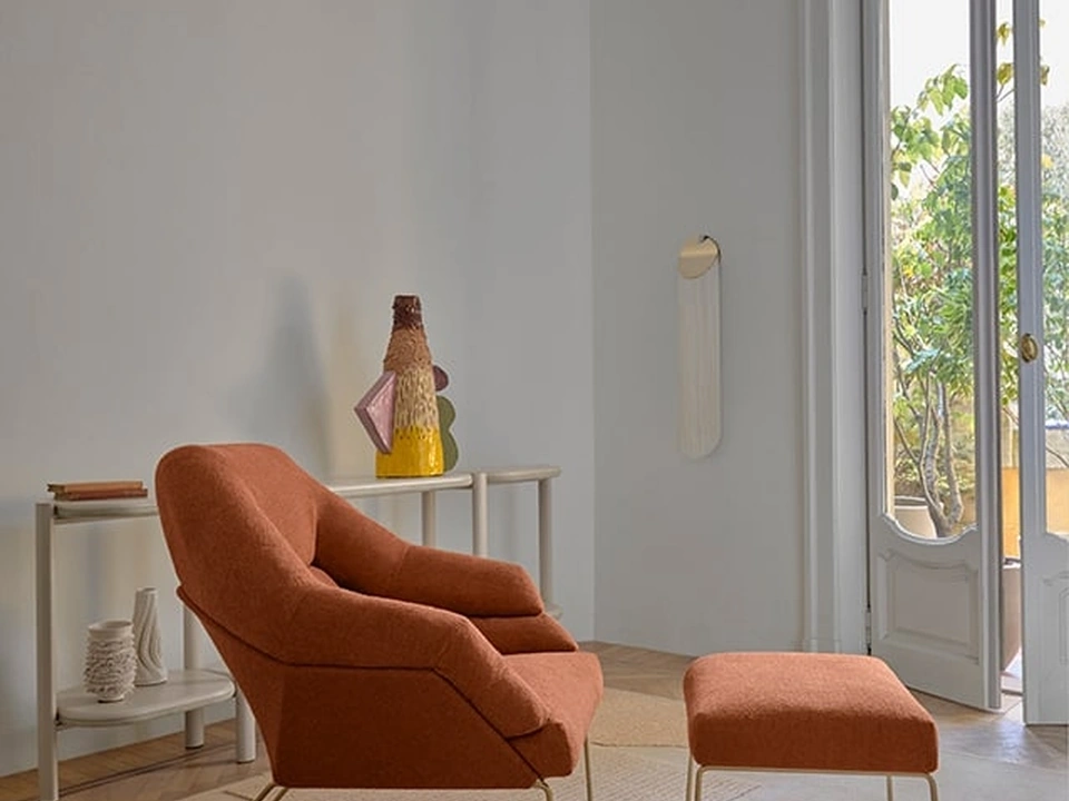 New York Line Armchair - Bergère by Saba