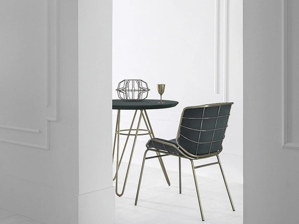 Skin Chair by TrabA'