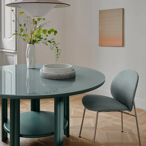 Anam round table by Saba
