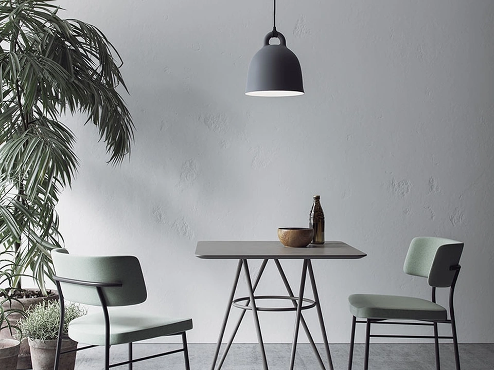 Self Table by TrabA'