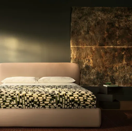 Padded bed Corolle by Bolzan Letti