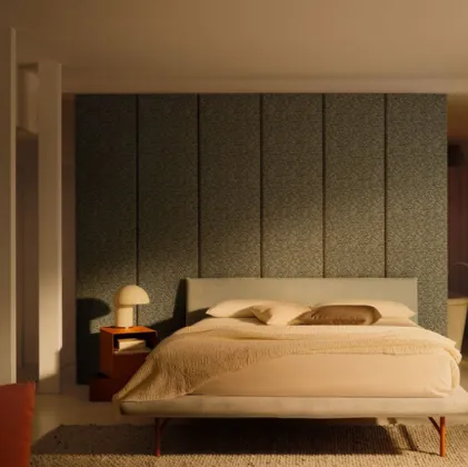 Padded bed Dora by Bolzan Beds