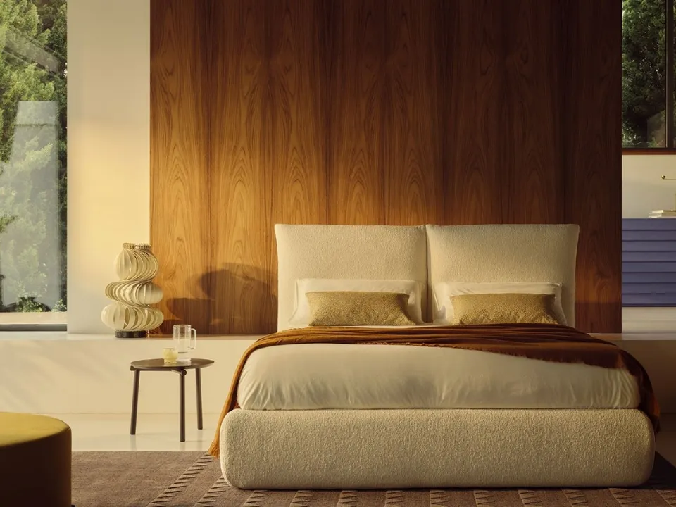 Upholstered Liz fabric bed by Bolzan Letti.