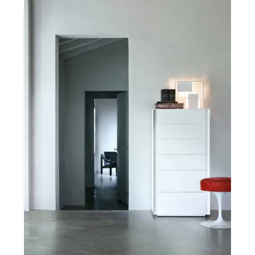 Lema's Luna Chest of Drawers