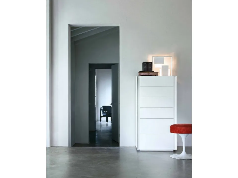 Lema's Luna Chest of Drawers