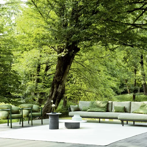 Outdoor lounge set Allegra in aluminum and Varaschin fabric.