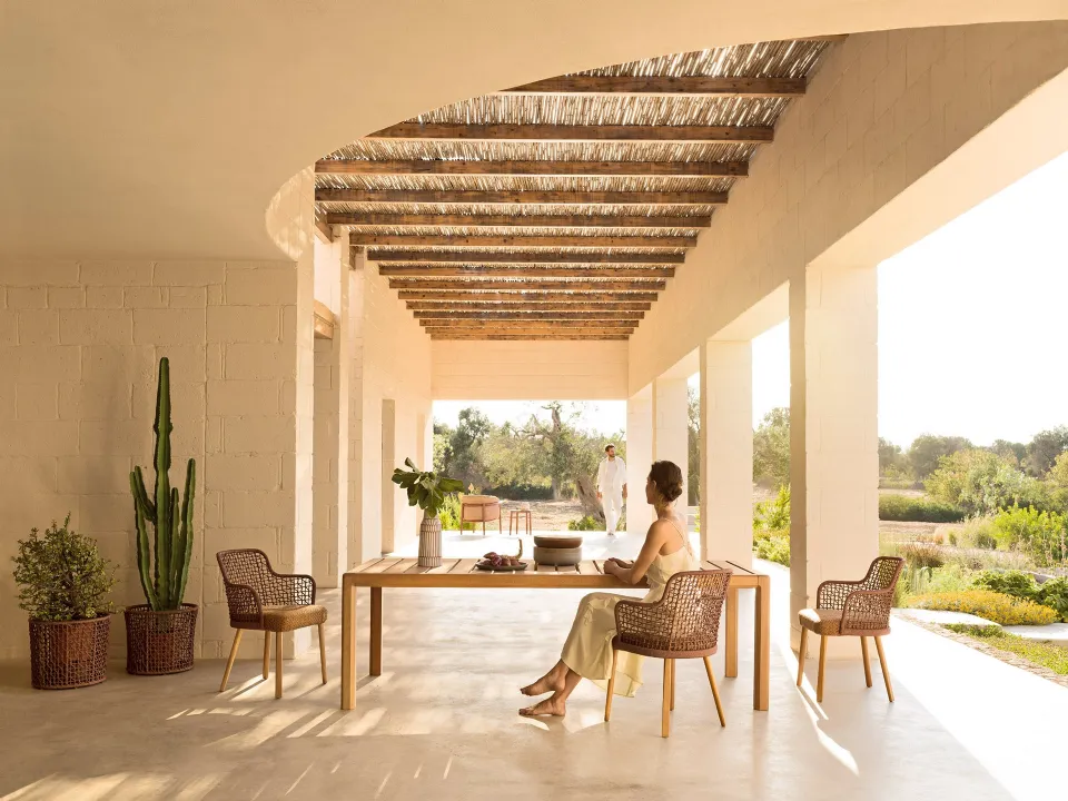 Iroko wood table Gianna by Varaschin.