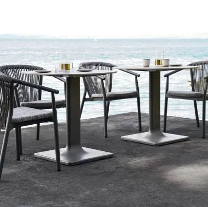 Smart Chair armchair by Varaschin