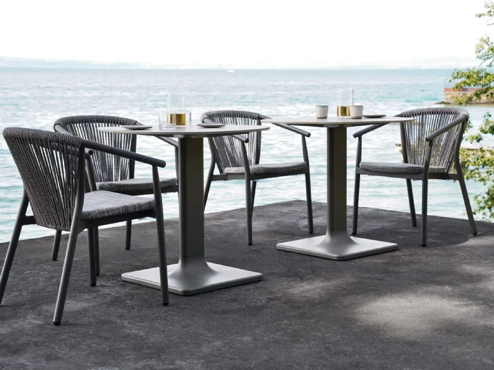 Smart Chair armchair by Varaschin