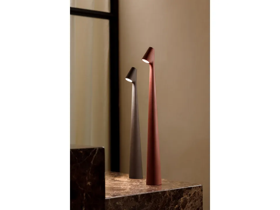 Vibia's Africa table lamp