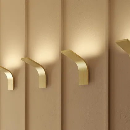 Wall lamp App by Panzeri.