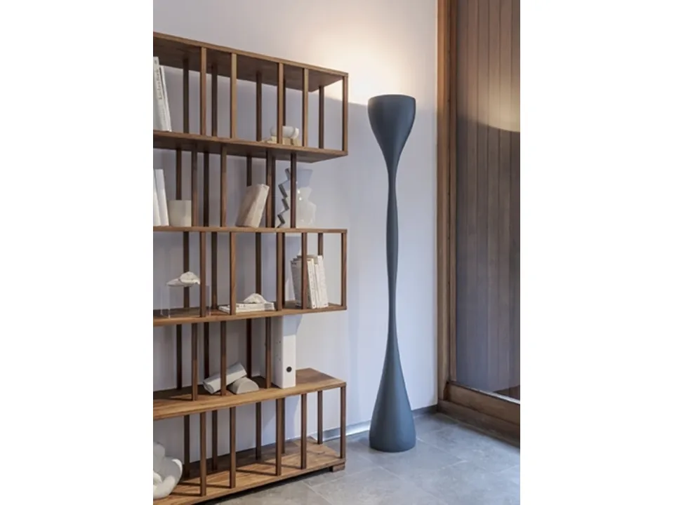 Jazz floor lamp in polyurethane by Vibia.