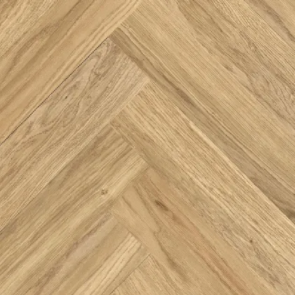 Parquet floor with natural oak spine in Giacobazzi essence.