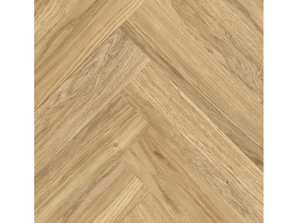 Parquet floor with natural oak spine in Giacobazzi essence.
