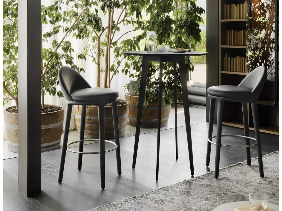 Lucylle stool by Lema