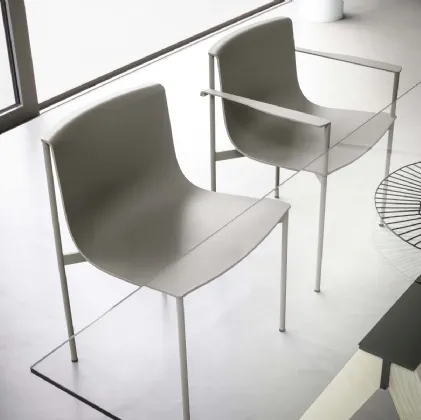 Shade chair in polypropylene by Lema.