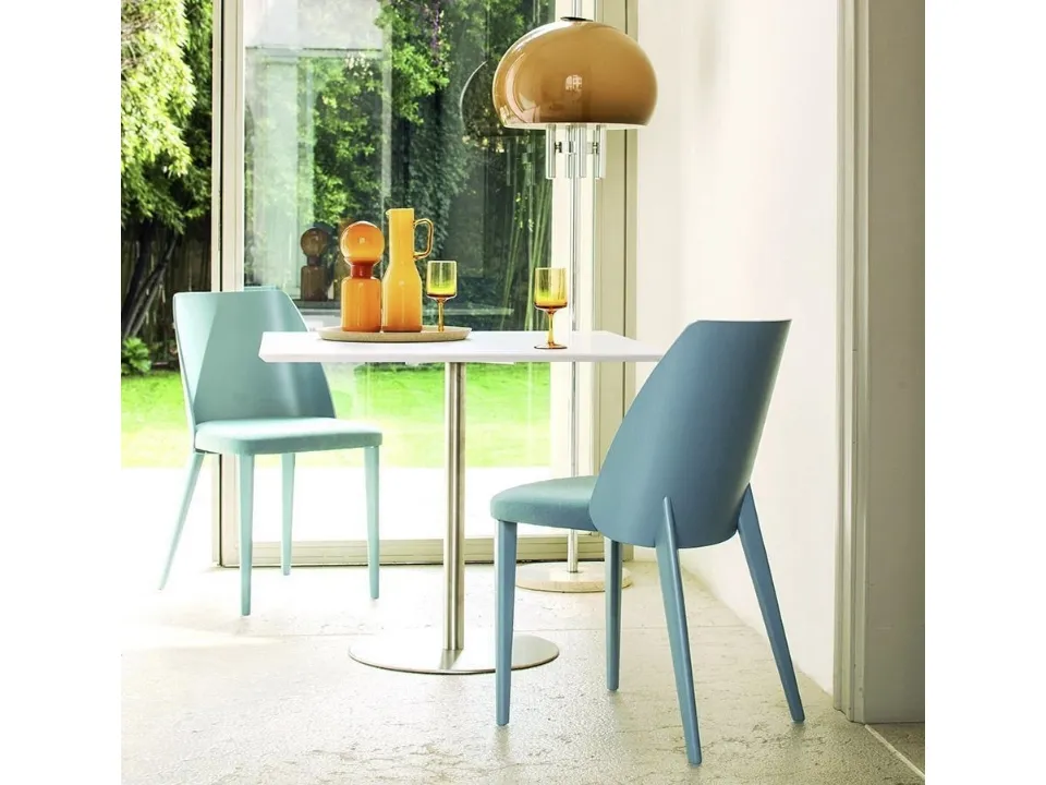 Lacquered wooden chair with padded seat Shell 1680 by Bross Italy.