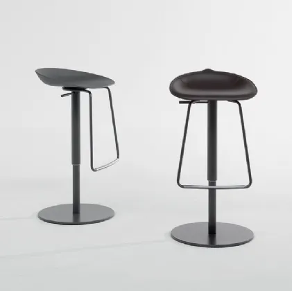 Tab leather stool by Bonaldo.