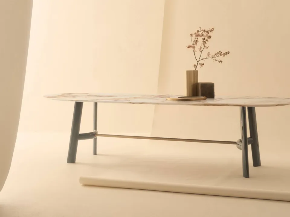 August table with marble top by Lema