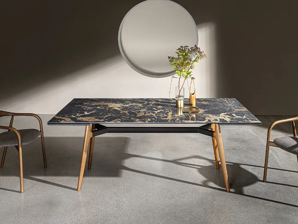 Rectangular extendable Lewood table by Sovet.