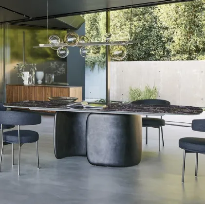 Extensible Mellow Table in Ceramic by Bonaldo