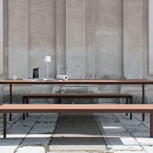 Conference table configuration 06 with terracotta ceramic top and corten steel frame by Extendo.