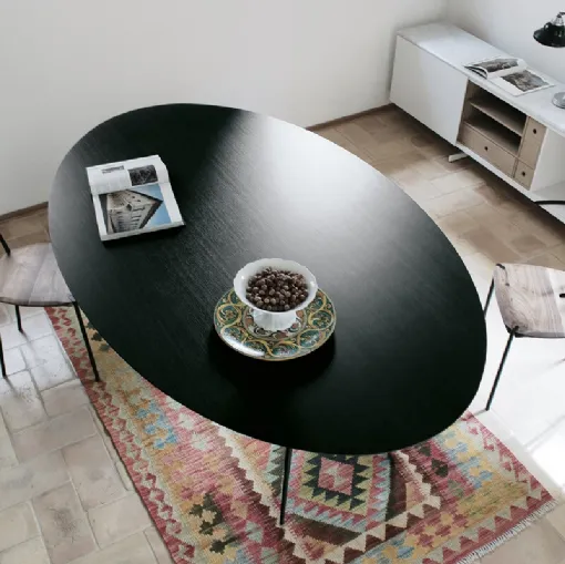 Spillo table configuration 25 with black ash HPL top and black steel frame by Extendo.