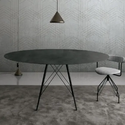 Spillo Table configuration 28 with black ceramic top and steel frame by Extendo