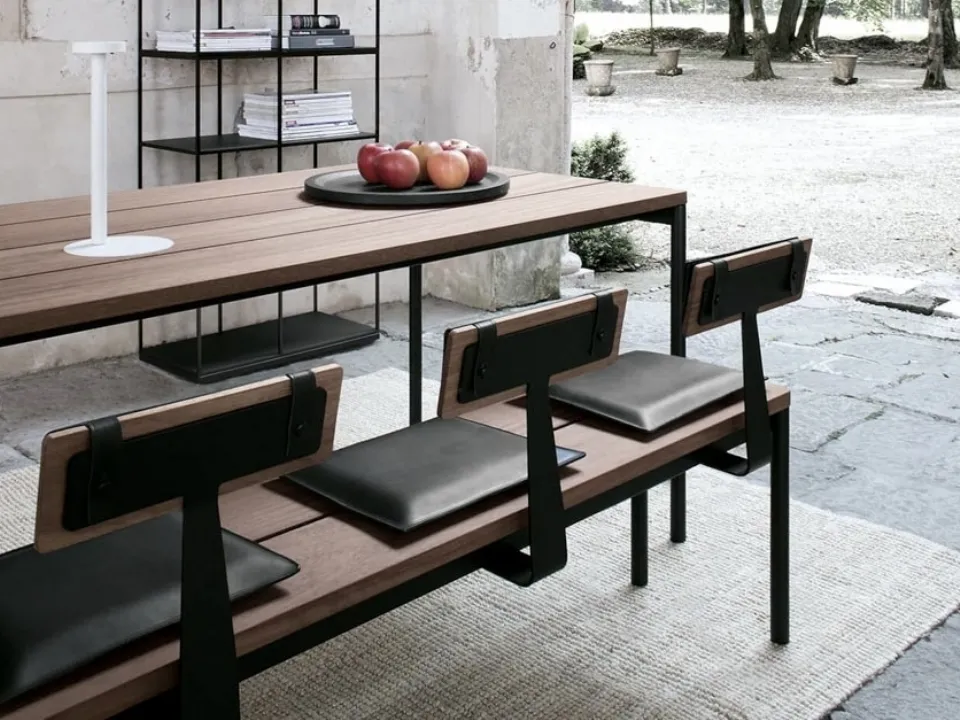 Table ST35 configuration 01 with solid Iroko outdoor wood top and Extendo steel frame.