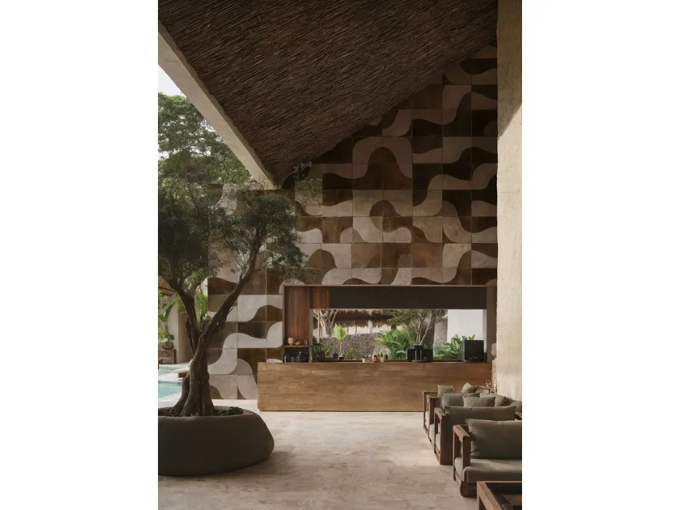 Wall&Decò's Cinnamon Shadows wallpaper.